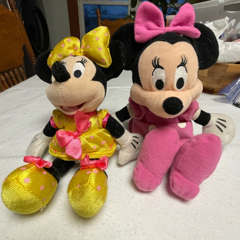 Disney Minnie Mouse Plush Duo - Pink and Yellow